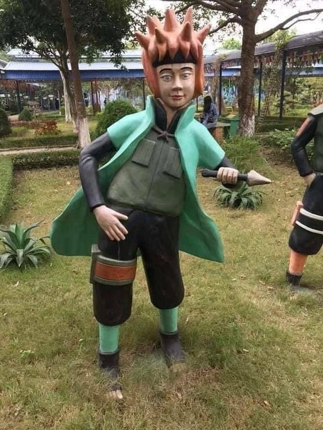 patung anime absurd  © berbagai sumber