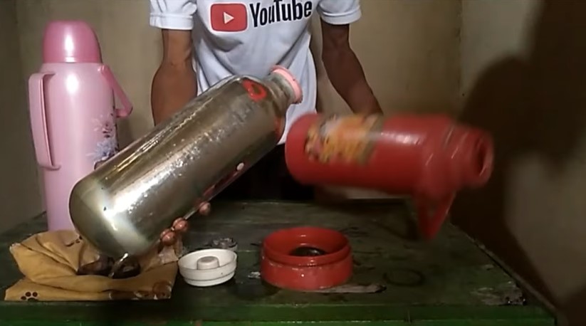 Trik bikin air di termos panasnya awet hingga satu minggu, mudah ditiru