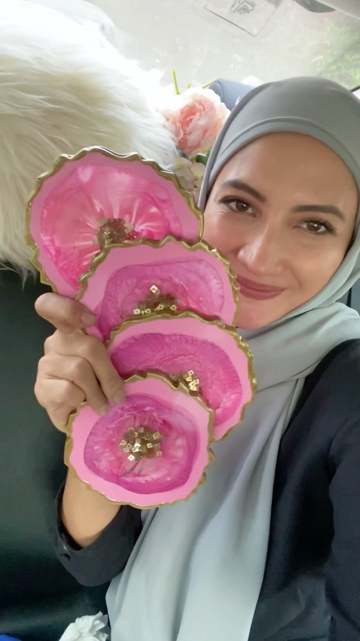 Natalie Sarah resin dekorasi  © Instagram/@natalie_sarahs