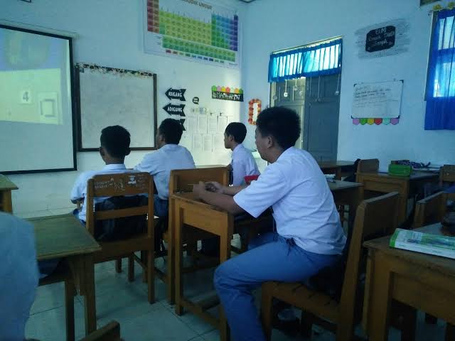 potret kegabutan anak sekolah © 2022 brilio.net potret kegabutan anak sekolah © 2022 brilio.net