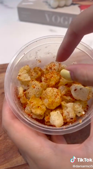 Bukan dari jagung, ini 5 cara bikin popcorn dari rice paper