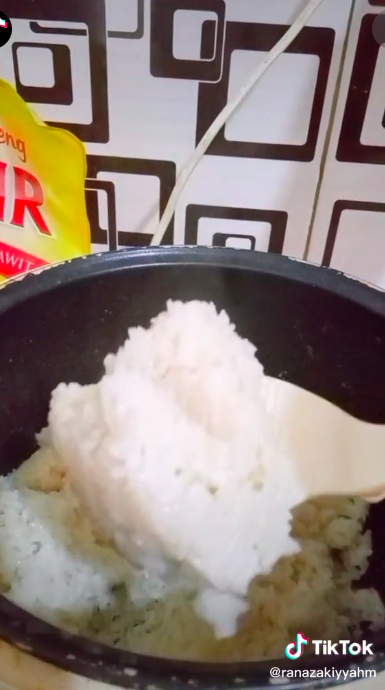 Cara masak beras ketan agar pulen dan matang merata tanpa kukusan, hemat gas
