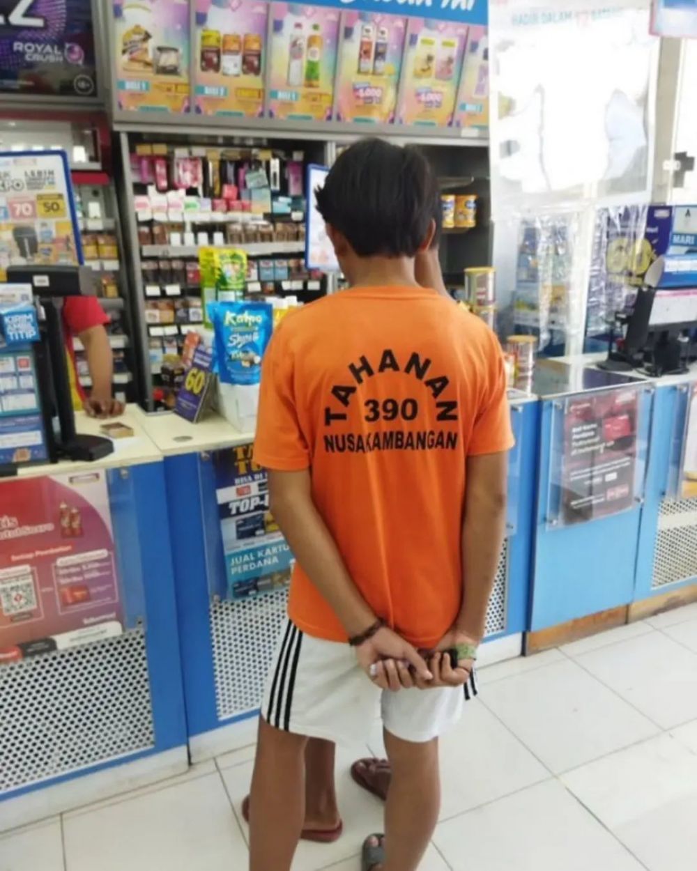 baju cocok malah nyeleneh banget © berbagai sumber