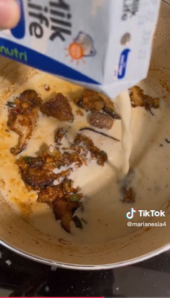 Tanpa direbus berjam-jam, ini 7 cara bikin kuah ramen kental dan gurih bak restoran Jepang