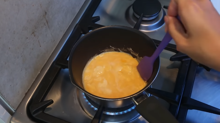 5 Cara bikin telur orak arik ala Ayudia Bing Slamet, hasilnya lembut dan sehat tanpa minyak