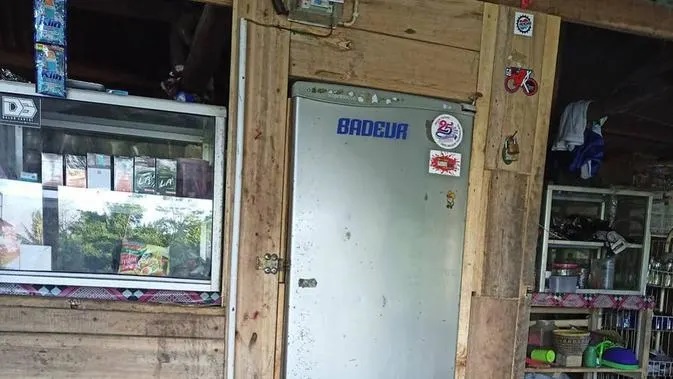 NGAKAK - 11 Aksi kocak orang manfaatkan barang elektronik bekas ini kreatifnya nggak ketolong © 2022 brilio.net