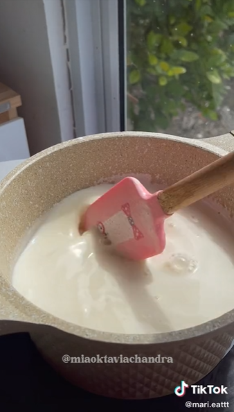 Super lembut tanpa gelatin, ini 5 cara mudah bikin silky puding ala Gyu-Kaku