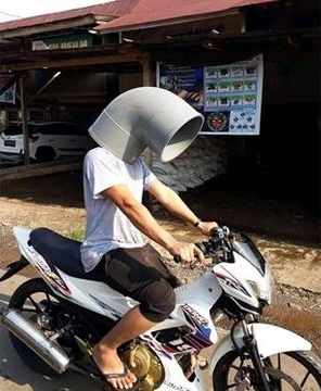 bawa barang nyeleneh caranya © berbagai sumber