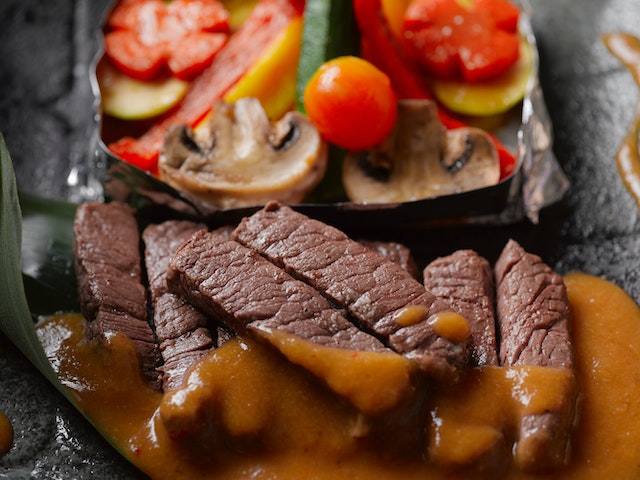 Jangan sampai kalap, 9 makanan khas Natal ini ternyata tinggi kolesterol