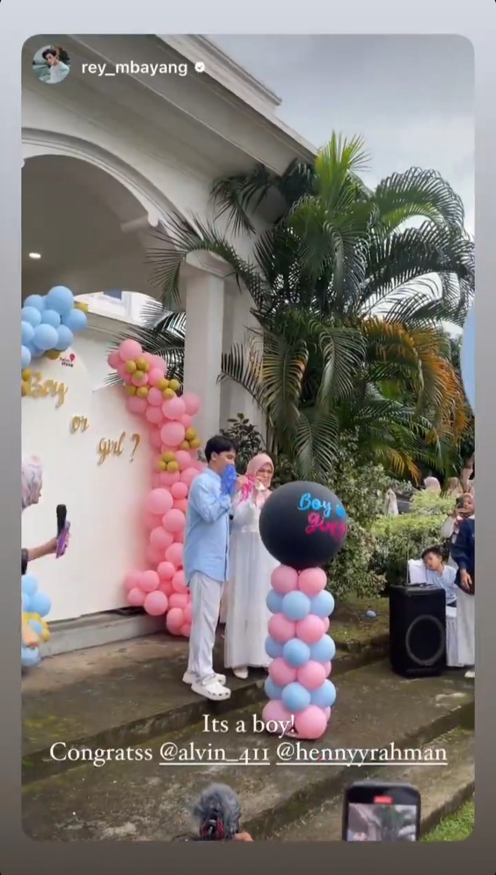 Henny Rahman gelar tasyakuran 7 bulanan © 2022 brilio.net