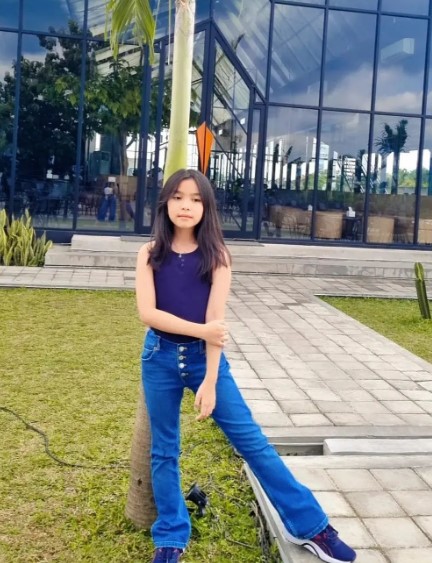 Saafia sepupu Jan Ethes © Instagram