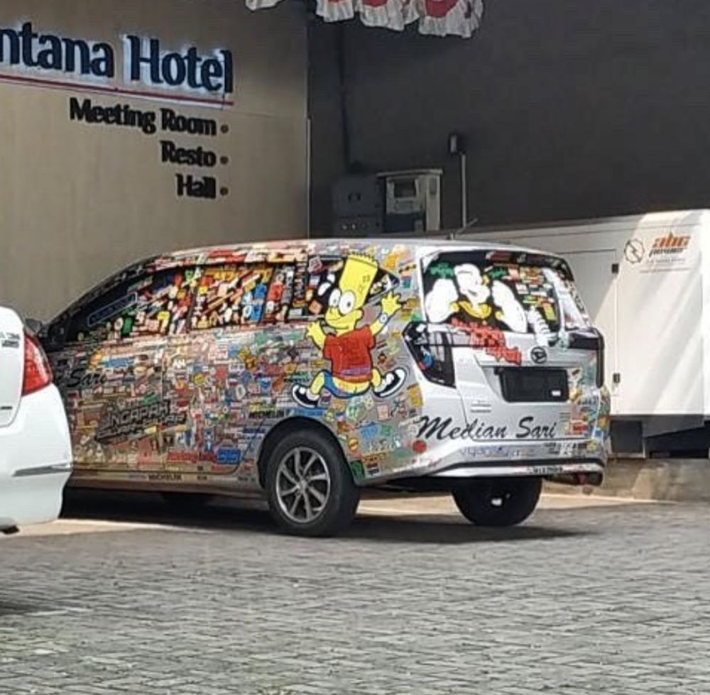 modifikasi mobil terlalu lebay © berbagai sumber