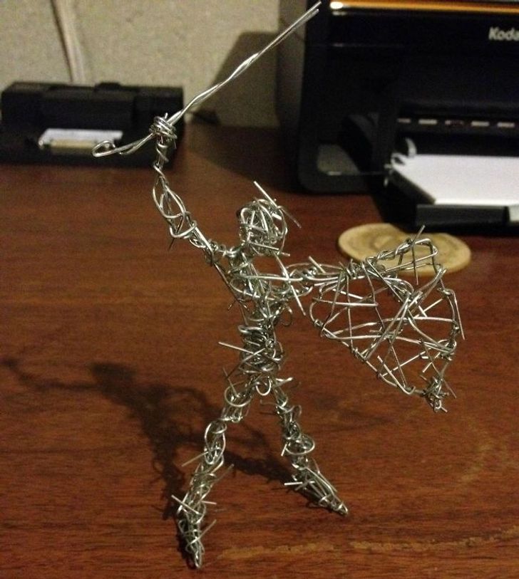 momen gabut karyawan di kantor © berbagai sumber