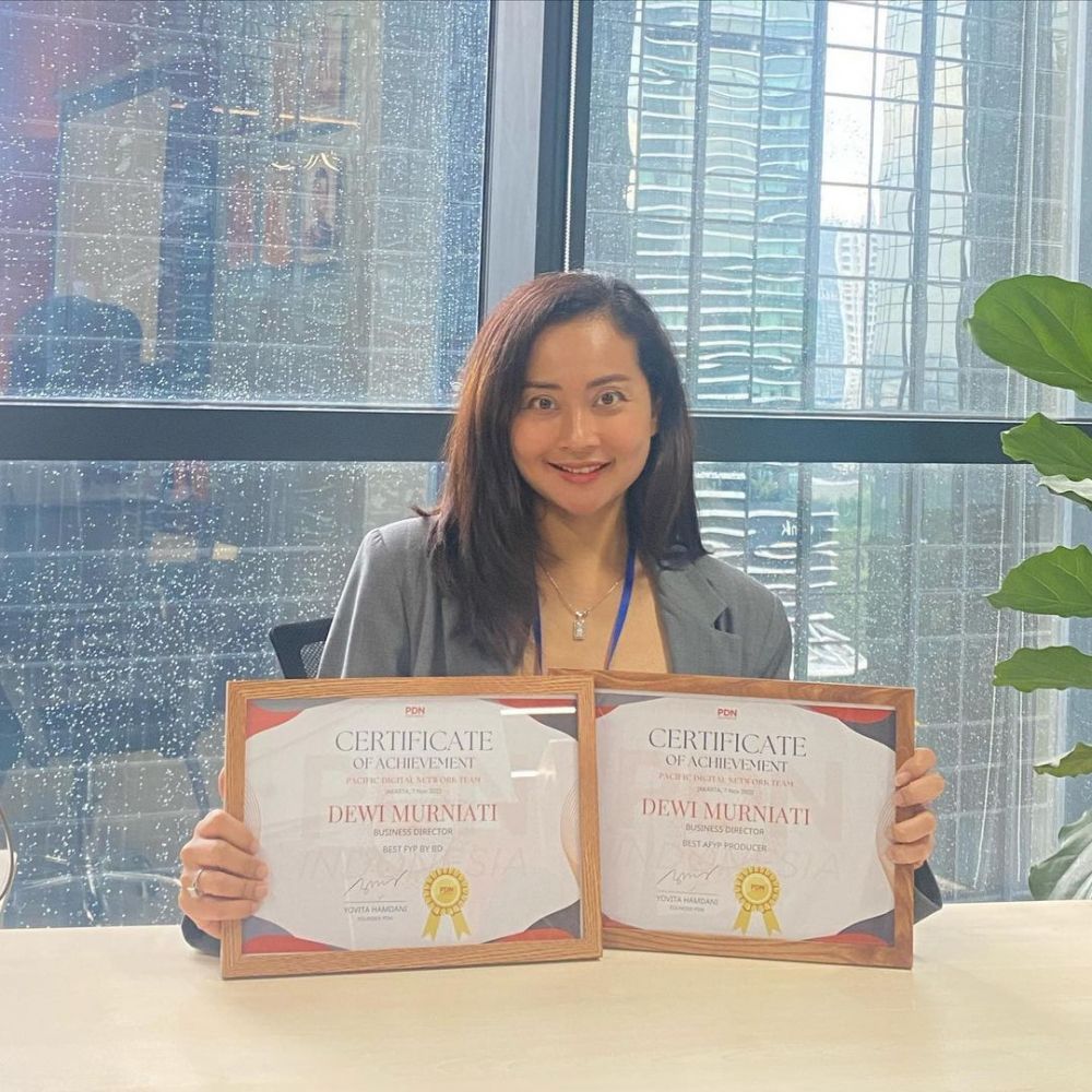 potret terbaru Dewi Murniaty 'Bening' © 2022 Instagram 