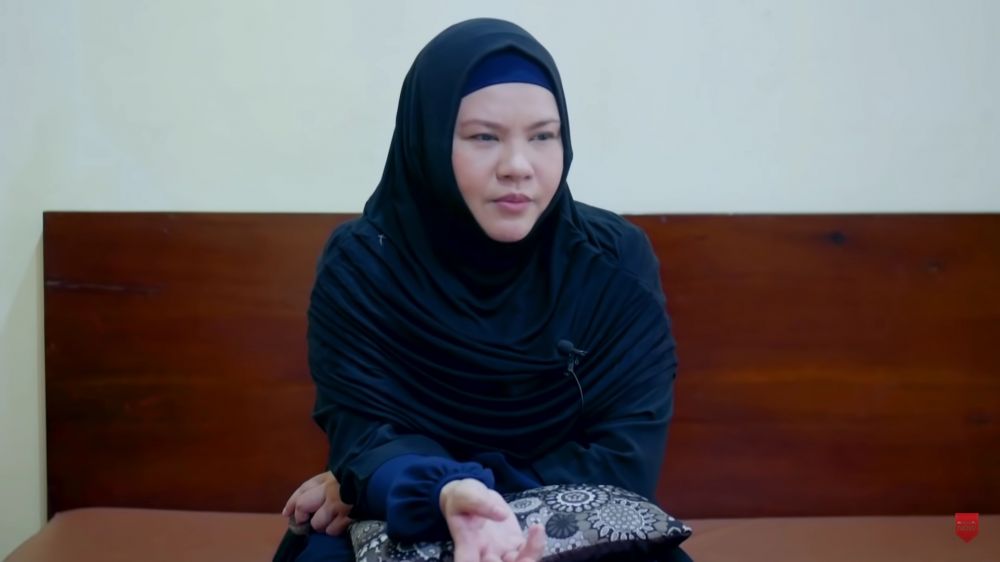 Tere penyanyi mualaf guru ngaji © berbagai sumber Tere penyanyi mualaf guru ngaji © berbagai sumber