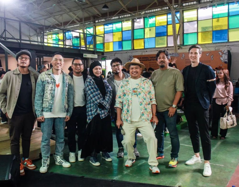 Tere penyanyi mualaf guru ngaji © berbagai sumber Tere penyanyi mualaf guru ngaji © berbagai sumber