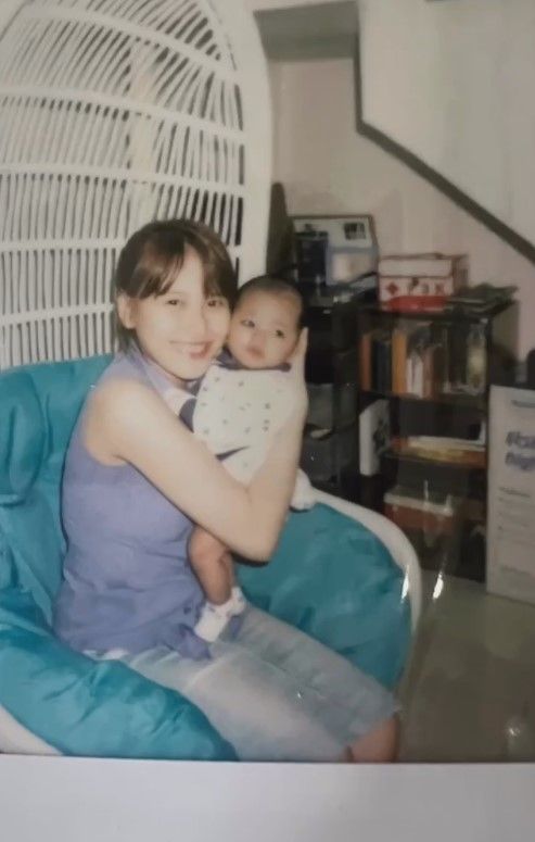 potret lawas ayu ting ting dari hamil © berbagai sumber