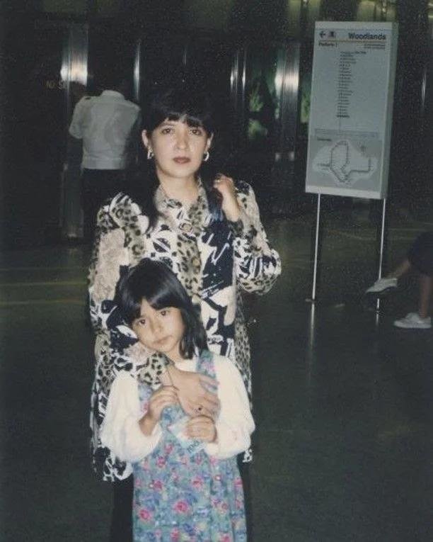 Potret lawas penyanyi bersama ibu © berbagai sumber Potret lawas penyanyi bersama ibu © berbagai sumber