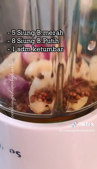 7 Cara simpel bikin ayam goreng bawang putih, enak, renyah, dan dagingnya nggak kering
