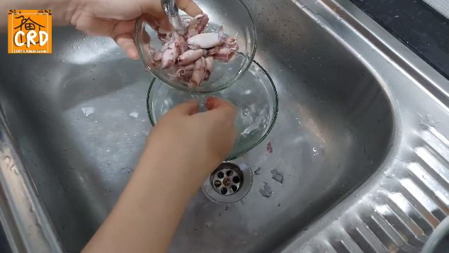 Trik praktis mengurangi rasa asin berlebih pada cumi, mudah dipraktikkan