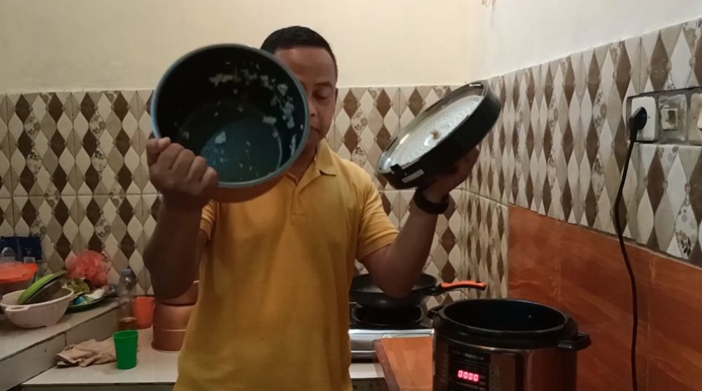 Cara mudah membersihkan presto elektrik agar bebas bau dan tetap higienis