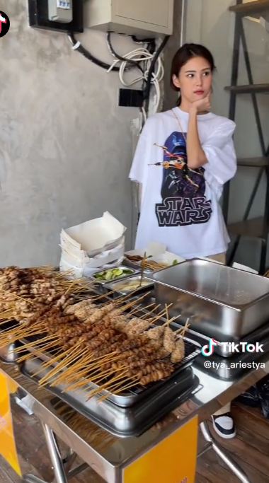 10 Hidangan di acara ulang tahun Kiano Tiger Wong ke-3, komplet abis