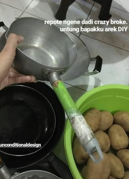 penampakan orang menyambungkan benda © 2022 Instagram 