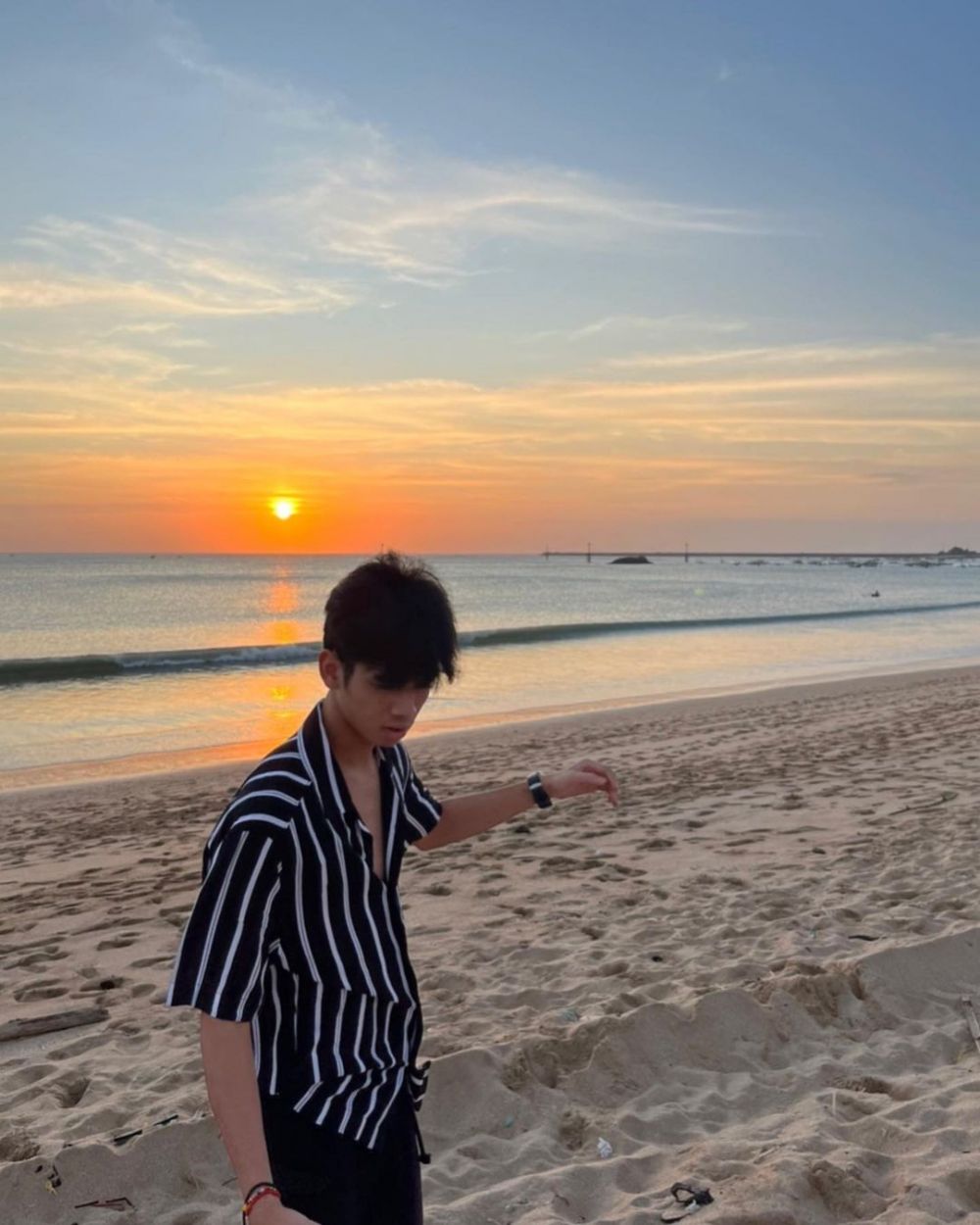 potret terbaru anak gitaris Andra and The BackBone Timur Zavier © berbagai sumber