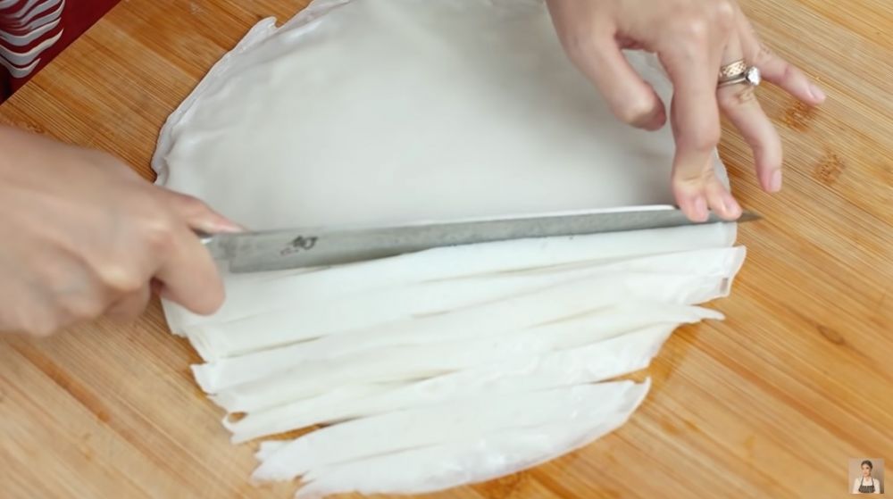 Cuma pakai dua bahan, ini 9 cara simpel bikin kwetiau mentah ala Chef Devina