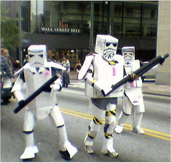 cosplay jadi robot © berbagai sumber cosplay jadi robot © berbagai sumber