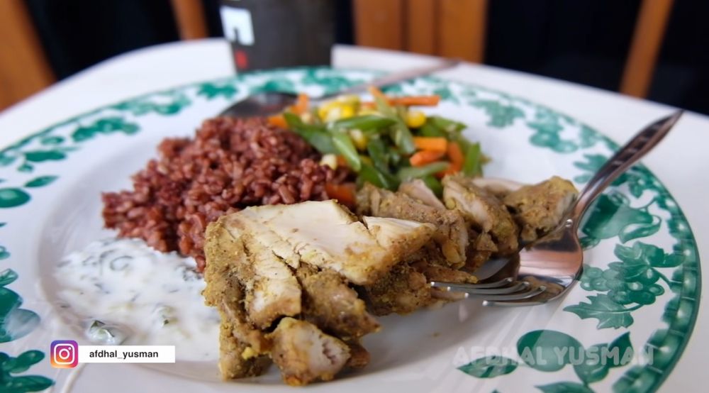 Punya tubuh kekar, ini 10 menu makan Afdhal Yusman yang bantu tingkatkan massa otot