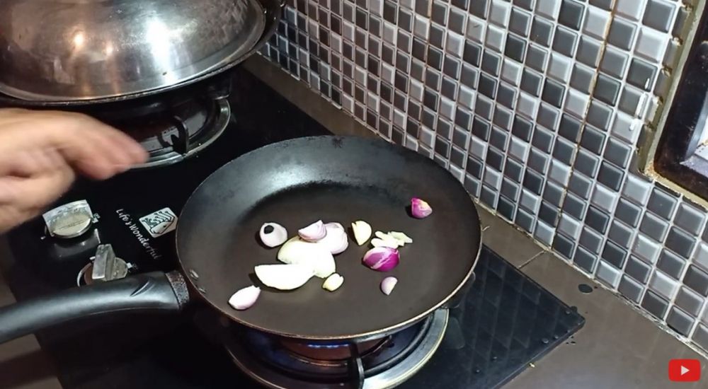 7 Cara membuat kecap inggris ala rumahan, bahannya simpel dan mudah didapat