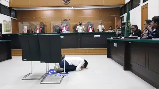 nikita mirzani bebas dari kasus © berbagai sumber nikita mirzani bebas dari kasus © berbagai sumber