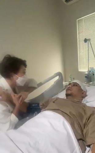 Indra Bekti sudah sadar © 2022 Instagram 