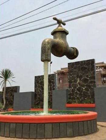 Tugu unik ini cuma ada di Indonesia Berbagai sumber