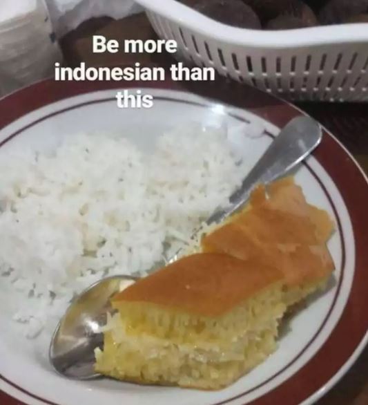 Indonesia banget! 11 Potret kombinasi nasi dan lauk ini absurdnya bikin geleng kepala