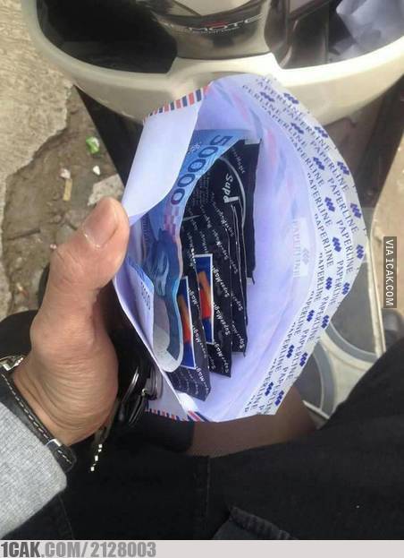 tingkah kocak orang kondangan © berbagai sumber