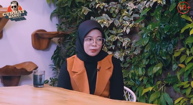 Ekspresi mati rasa Norma Risma © 2022 berbagai sumber Ekspresi mati rasa Norma Risma © 2022 berbagai sumber