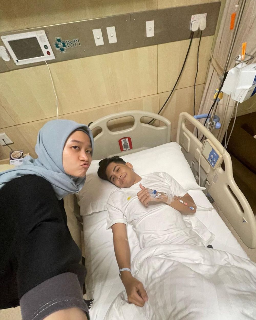 bintang emon dilarikan ke rumah sakit jelang tahun baru © berbagai sumber