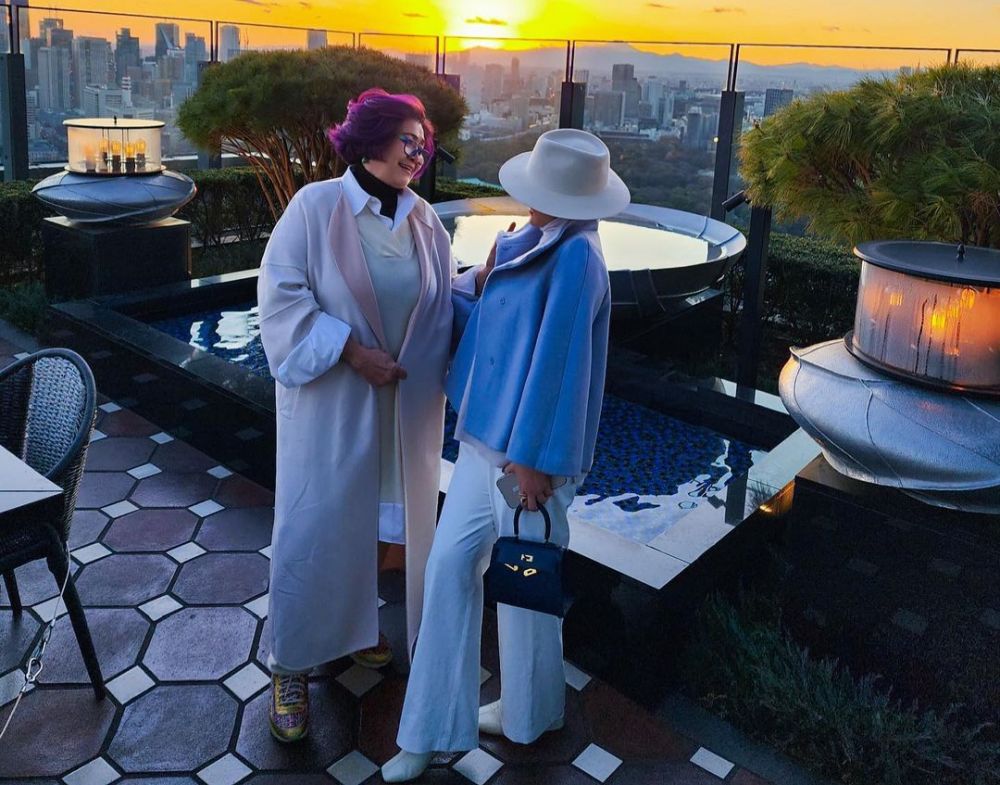 keakraban syahrini dan ibu mertua © instagram keakraban syahrini dan ibu mertua © instagram