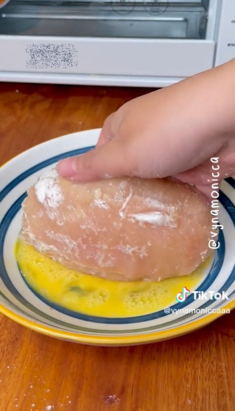 7 Cara membuat chicken katsu isi keju ala Kimukatsu, enak dan gampang dibuat