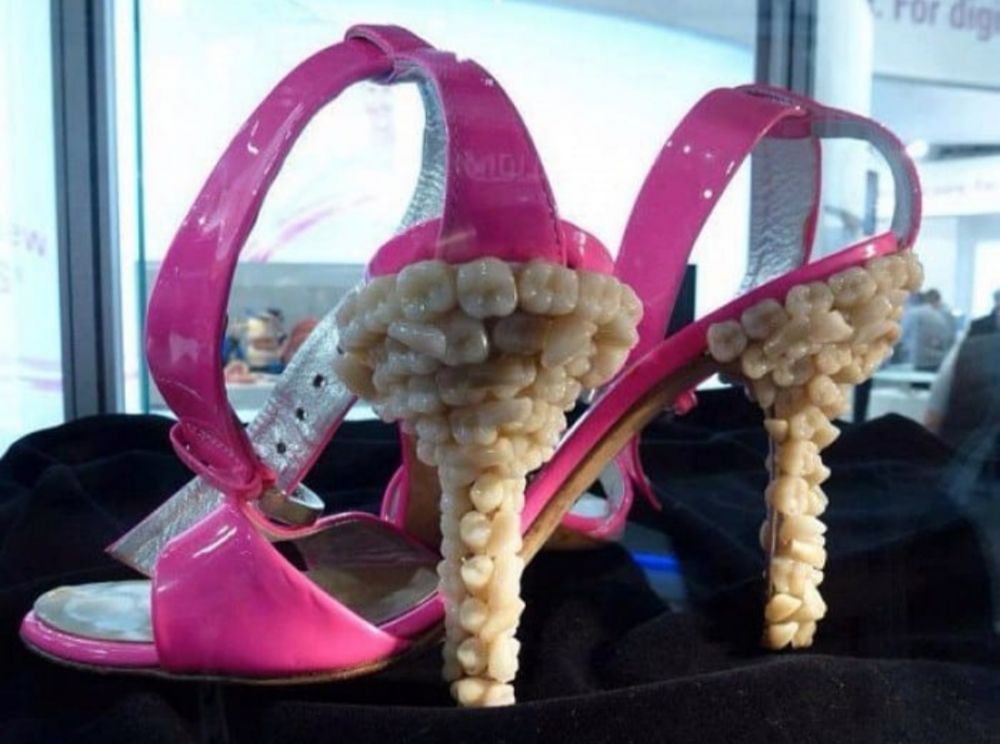 15 Potret kocak heels dengan desain out of the box, minat beli?