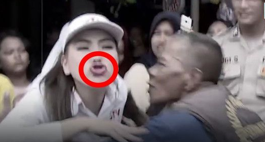 scene acara Uang Kaget ini malah bikin heran © 2023 brilio.net scene acara Uang Kaget ini malah bikin heran © 2023 brilio.net