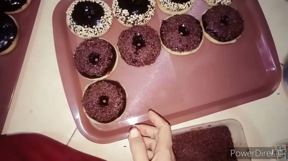 Cara menyimpan donat yang sudah digoreng, tetap empuk dan tak keriput hingga seminggu