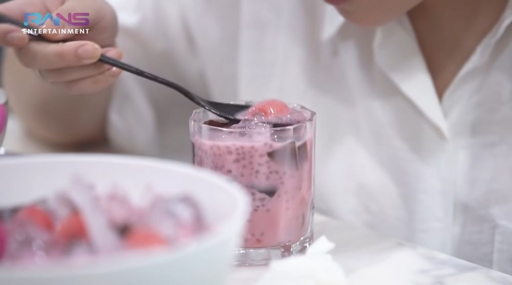 10 Inspirasi minuman segar ala Nagita Slavina, cocok buat acara keluarga