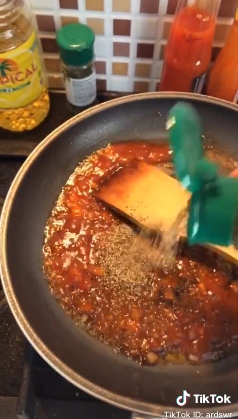 Cuma pakai bahan sederhana, ini 7 trik bikin saus lada hitam ala restoran bintang lima