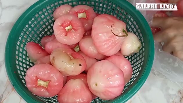 Trik menyimpan jambu air agar tetap segar dan tidak busuk hingga 2 minggu