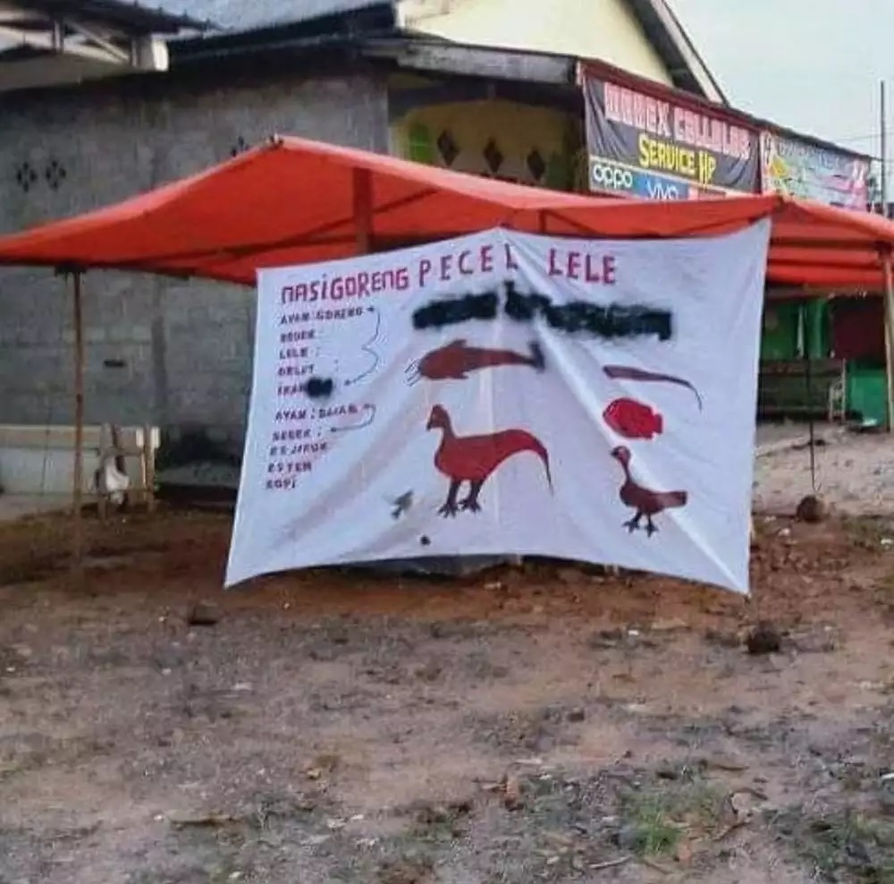 potret gambar di spanduk pecel lele nyeleneh abis © berbagai sumber potret gambar di spanduk pecel lele nyeleneh abis © berbagai sumber