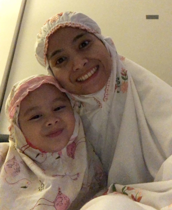 11 Momen telaten Acha Septriasa momong anak © Instagram