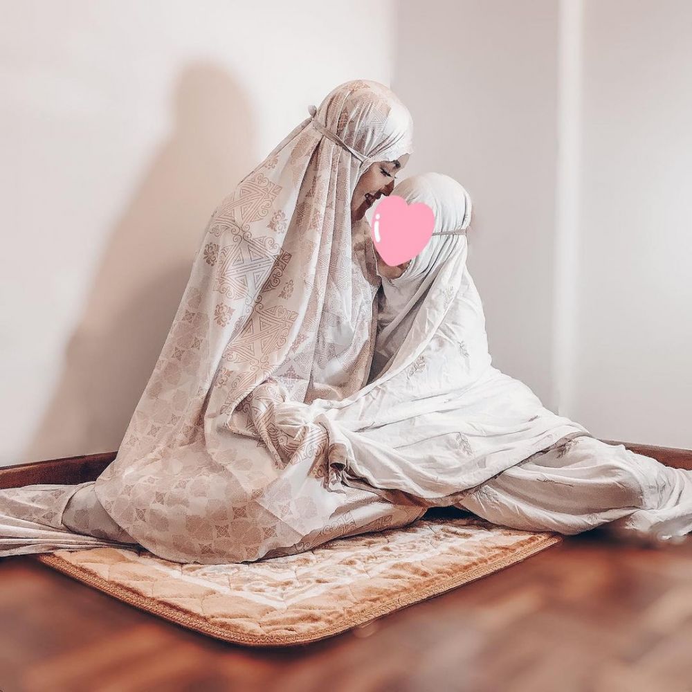 potret kekompakan denada dan sang anak © berbagai sumber